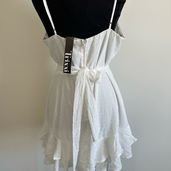 White Ruffled Wrap Dress - Picture 4 of 4